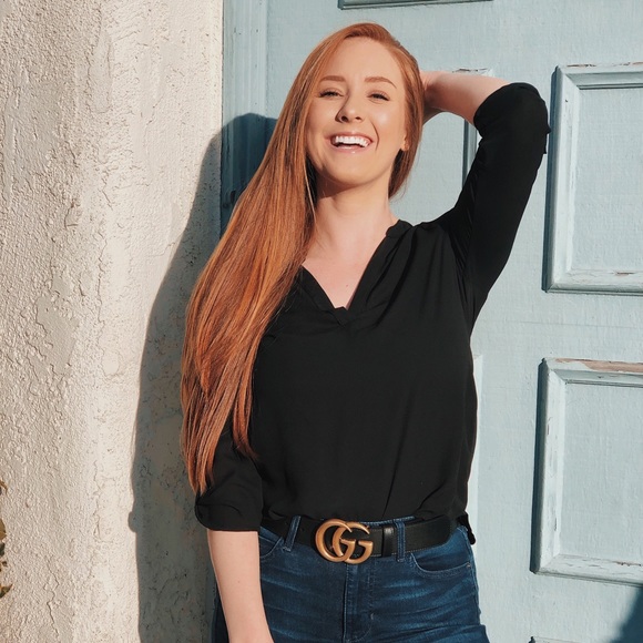 Meet your Posher, Jessica - Picture 1 of 3